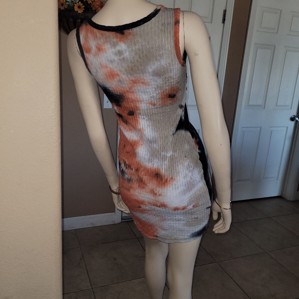 Tie-dye Bodycon - Picture 8 of 8